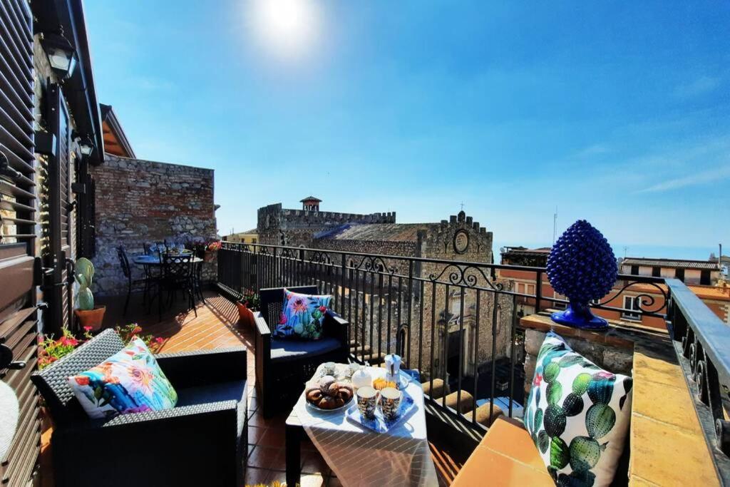 Casa Carla Al Duomo Apartment Taormina Bagian luar foto